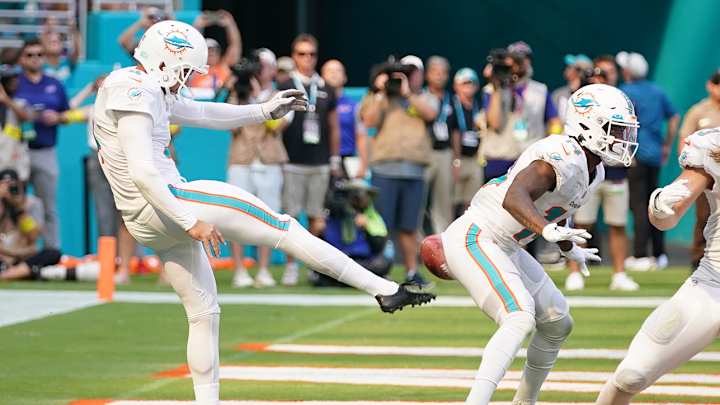 NFL Makes Official Stat Change to Dolphins’ ‘Butt Punt’ NFL Makes Official Stat Change to Dolphins’ ‘Butt Punt’