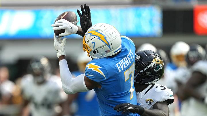 ‘He’s Understanding His Role’: How Devin Lloyd Is Playing Like a Top Linebacker Thus Far