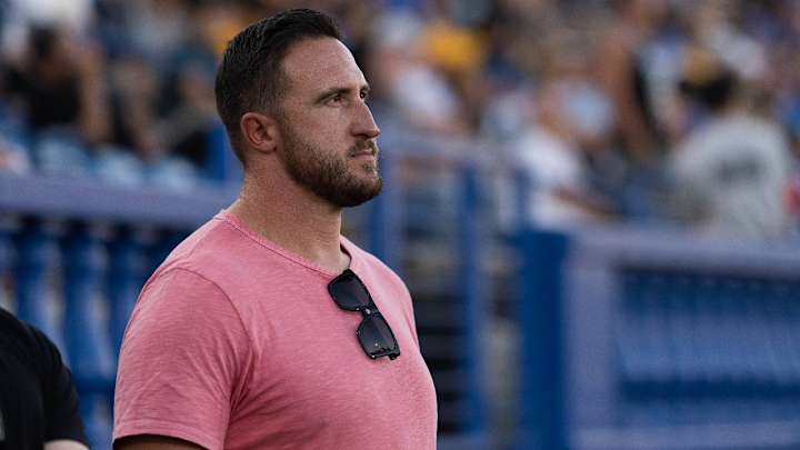 Joe Staley says Mike McDaniel was the Wizard of Oz of the 49ers Offense Joe Staley says Mike McDaniel was the Wizard of Oz of the 49ers Offense