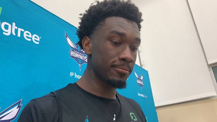 WATCH: Mark Williams Talks Day 3 of Hornets Training Camp