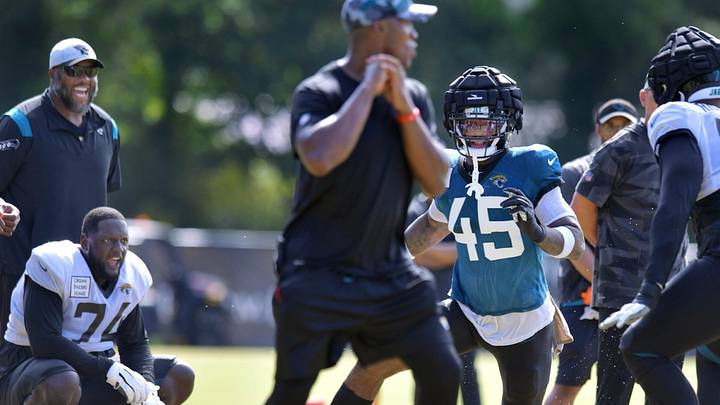 Jaguars vs. Eagles: K'Lavon Chaisson, Cole Van Lanen Ruled Out