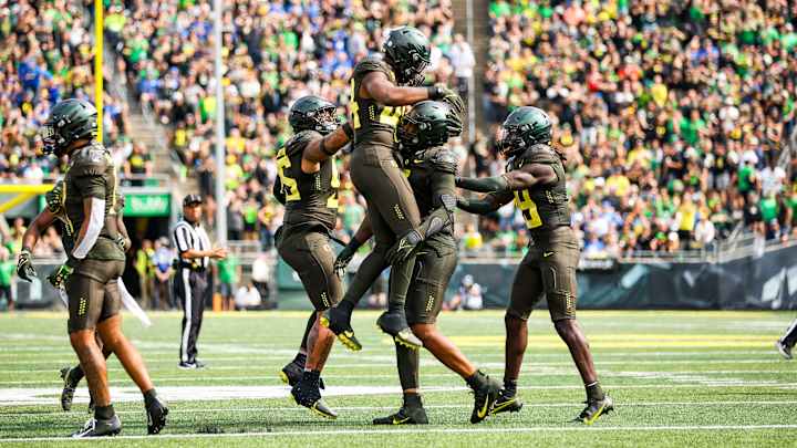 Game Day Central: No. 13 Oregon Ducks vs. Stanford Cardinal