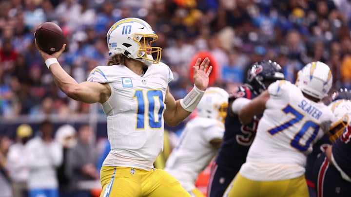 Chargers at Texans Game Day Betting Odds: Week 4 Point Spread, Moneyline, Over/Under