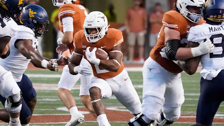 Can Longhorns Roschon Johnson Be New Lead Back For Chicago Bears? Can Longhorns Roschon Johnson Be New Lead Back For Chicago Bears?