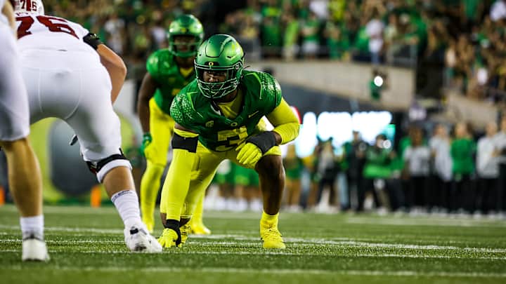 Oregon DE Brandon Dorlus Ranked Among Nation's Top Returning Pass Rushers in 2023