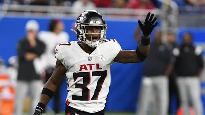 WATCH: Falcons CB Dee Alford Makes Game-Winning Interception vs. Browns
