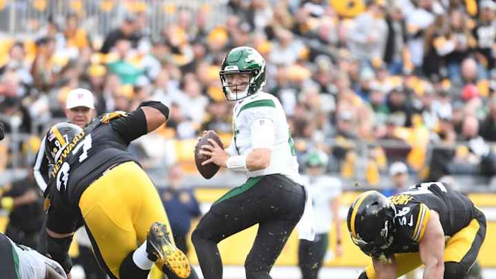 Kenny Pickett Spark Not Enough for Steelers to Beat Jets Kenny Pickett Spark Not Enough for Steelers to Beat Jets