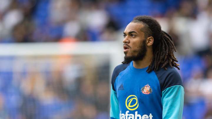 Defender blames 'unhappy' Sunderland experience for delusions of grandeur