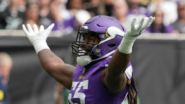 Vikings Snap Counts vs. Saints: Za'Darius Smith Limited With Knee Injury Vikings Snap Counts vs. Saints: Za'Darius Smith Limited With Knee Injury