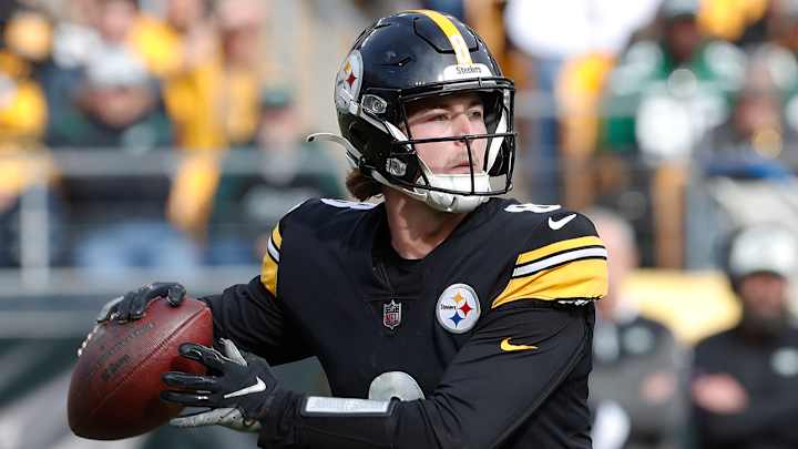 Kenny Pickett to Replace Mitch Trubisky in Steelers Lineup, per Report
