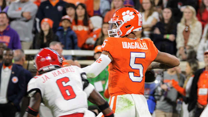 Players Input Big Part In Growth of Clemson Offense