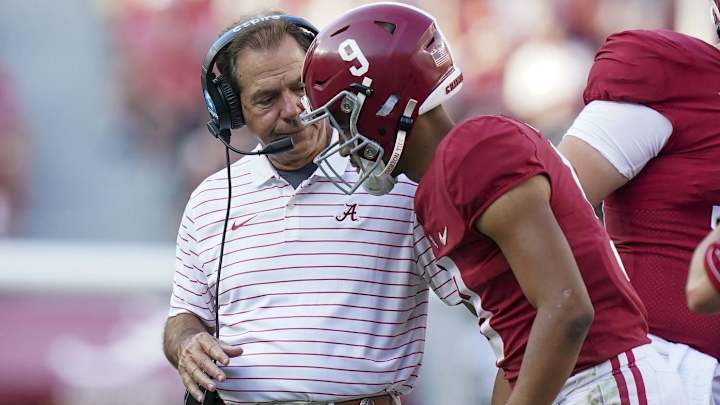 Nick Saban Addresses Alabama QB Bryce Young’s Shoulder Injury