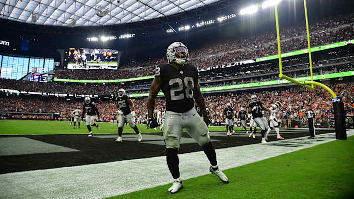 Raiders RB Josh Jacobs Cracks Top-10 Franchise Leaders Raiders RB Josh Jacobs Cracks Top-10 Franchise Leaders
