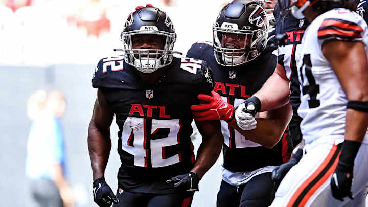 'Inspiring' Falcons RBs Tyler Allgeier, Caleb Huntley Poised for Big Role