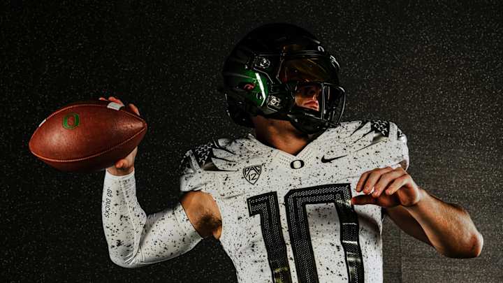 Oregon Releases Uniform Combo for Arizona Wildcats