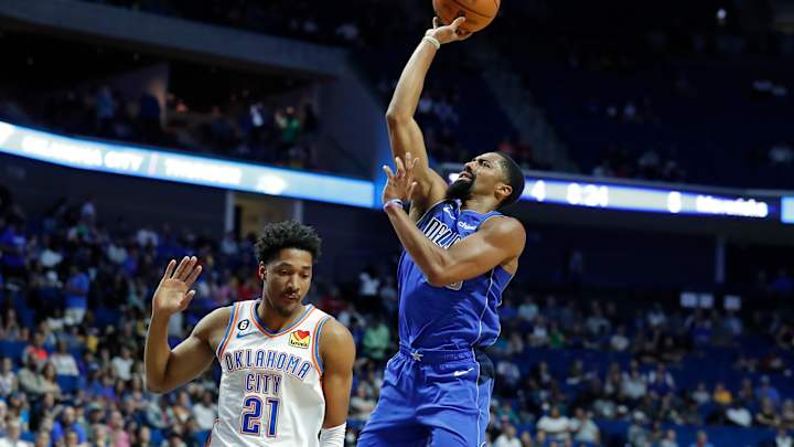 Spencer Dinwiddie Will Still Start; Also Lead Mavs' Bench Unit At Times, Says Coach Jason Kidd Spencer Dinwiddie Will Still Start; Also Lead Mavs' Bench Unit At Times, Says Coach Jason Kidd