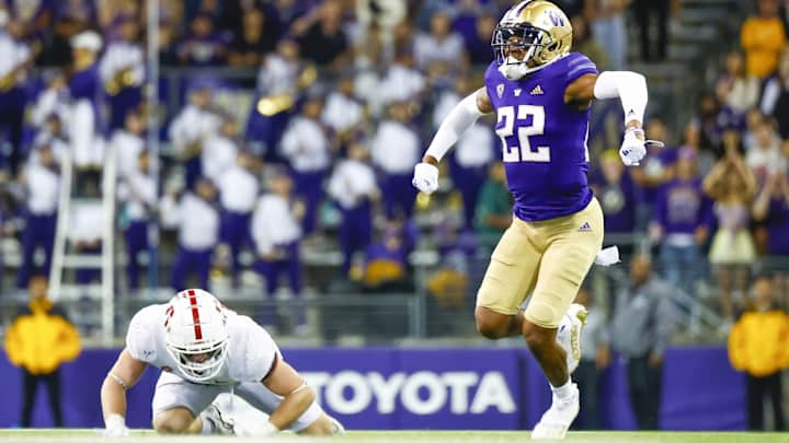 Huskies' Jaivion Green Enters Portal After Playing in His Hometown