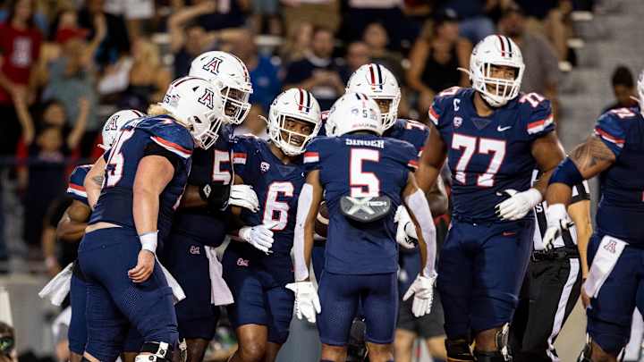 Oregon Ducks vs. Arizona Wildcats Score Predictions Oregon Ducks vs. Arizona Wildcats Score Predictions