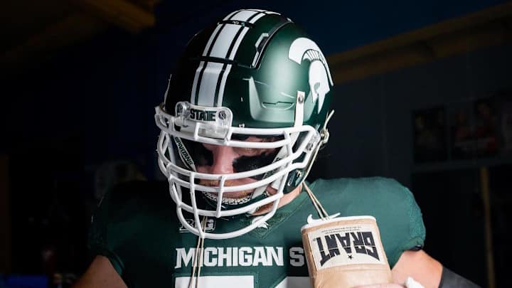 Michigan State To Wear 1998 Throwback Helmets Against Ohio State