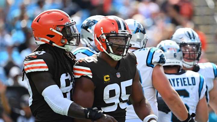 Jadeveon Clowney Returns to Practice, Browns One Step Closer to Having Pass Rush Tandem Back Jadeveon Clowney Returns to Practice, Browns One Step Closer to Having Pass Rush Tandem Back