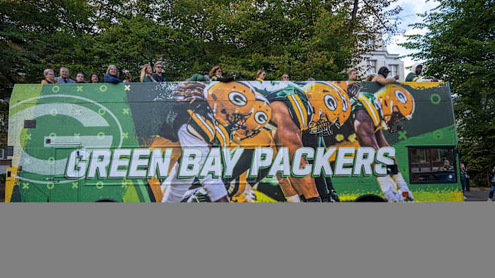 After Years of London Losers, Packers Come Leaping to Town