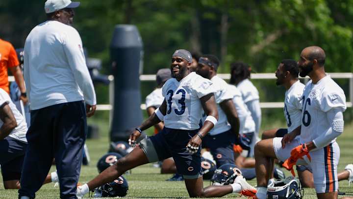 Jaylon Johnson Practices But Unlikely to Play