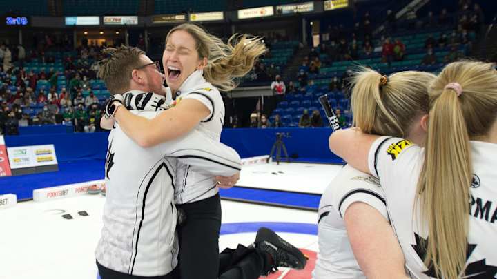 Kjell Latest in Curling Coach Roundabout