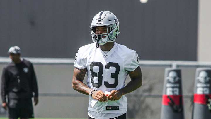 From the Las Vegas Raiders Locker Room: TE Darren Waller