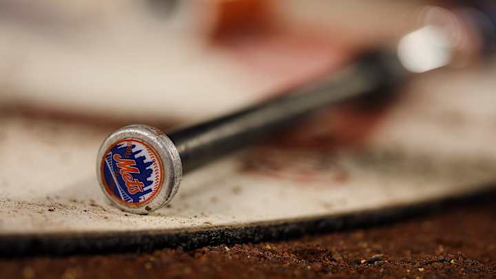 Emma Stone Booed at Citi Field for Wearing Padres Gear