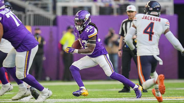 Cashing in on Bears and Vikings