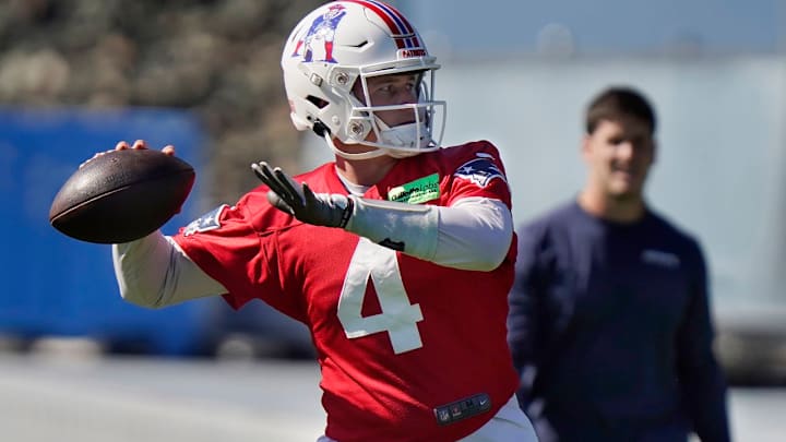 Patriots' Zappe Hopes to Fix 2nd-Half Struggles vs. Broncos