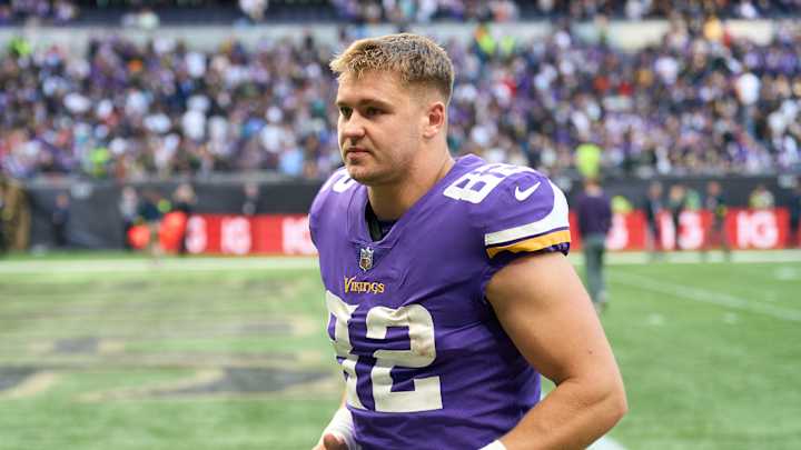 Vikings Sign Myles Dorn to 53-Man Roster, Place Ben Ellefson on IR, Elevate Two Vikings Sign Myles Dorn to 53-Man Roster, Place Ben Ellefson on IR, Elevate Two