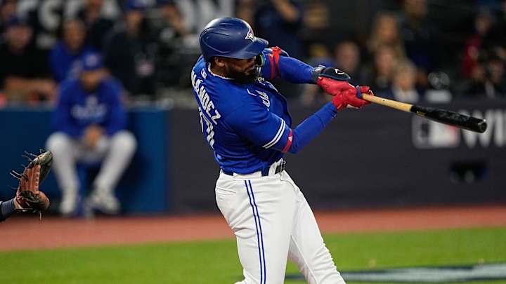 WATCH: Teoscar Hernandez Hits Two Home Runs to Give Blue Jays 4-0 Lead