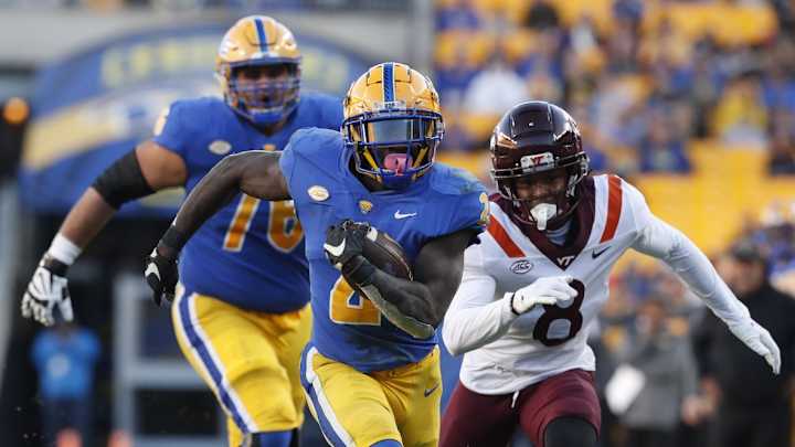 Pitt RB Israel Abanikanda Reacts to Breaking Tony Dorsett's Record Pitt RB Israel Abanikanda Reacts to Breaking Tony Dorsett's Record