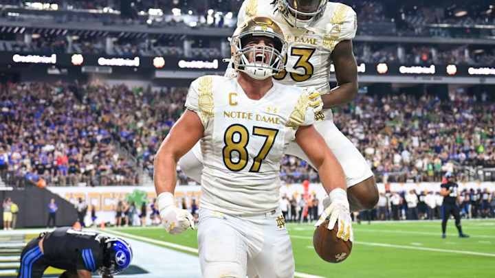 Notre Dame Tight End Michael Mayer Continues To Raise His Game Notre Dame Tight End Michael Mayer Continues To Raise His Game
