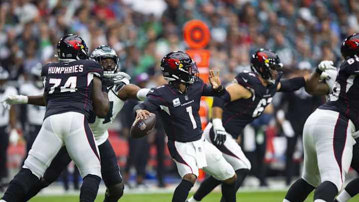 Former NFL QB Ranks Kyler Murray as Mid-Tier QB Ahead of 2023