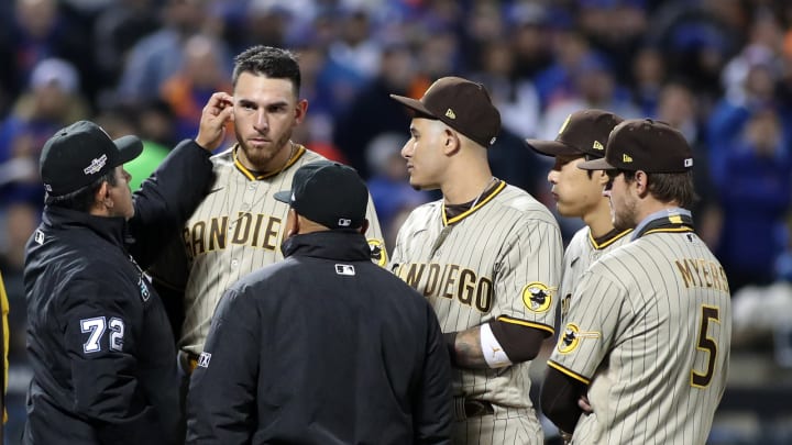 Sports World Reacts to Umpire’s Ear Check of Padres Pitcher Joe Musgrove Sports World Reacts to Umpire’s Ear Check of Padres Pitcher Joe Musgrove
