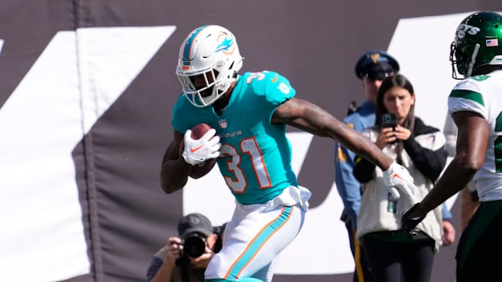 Mostert Excited for Possibilities Full Year Back from Injury Mostert Excited for Possibilities Full Year Back from Injury