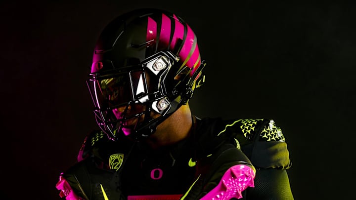 Oregon Releases Uniforms for UCLA Bruins Oregon Releases Uniforms for UCLA Bruins