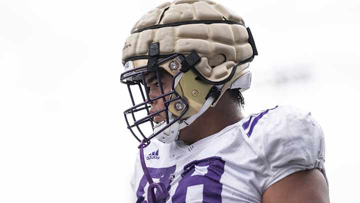 Huskies' Peihopa Suspended for Team Rules Violation Huskies' Peihopa Suspended for Team Rules Violation