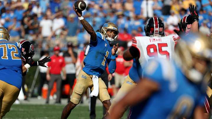 Pac-12 Week 6 Awards: Dorian Thompson-Robinson Repeats as Offensive Player of the Week