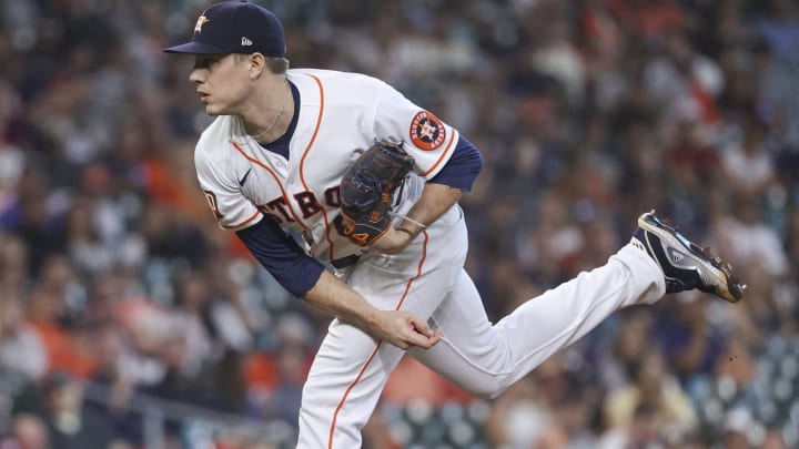 Astros Reliever Phil Maton Explains How He Fractured His Right Hand Astros Reliever Phil Maton Explains How He Fractured His Right Hand