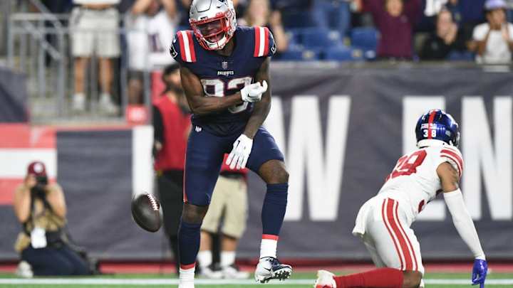 Patriots BREAKING: WR Lil’Jordan Humphrey Cut; Practice Squad Possibility? Patriots BREAKING: WR Lil’Jordan Humphrey Cut; Practice Squad Possibility?