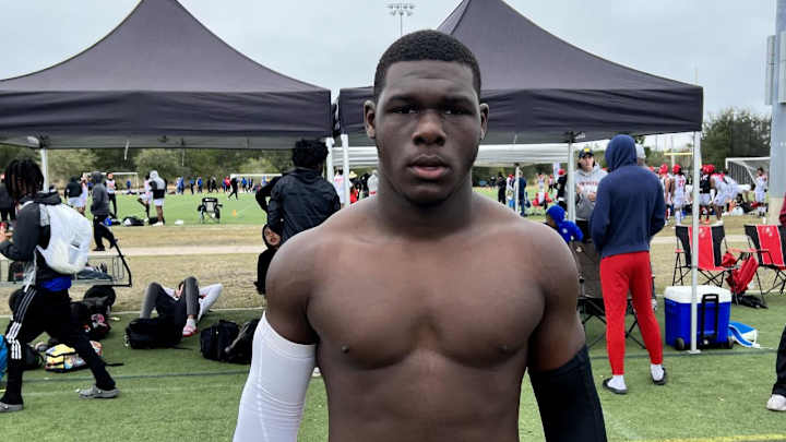 FSU Commit Kam Davis Wants to See 'Atmosphere and Environment' at Miami FSU Commit Kam Davis Wants to See 'Atmosphere and Environment' at Miami