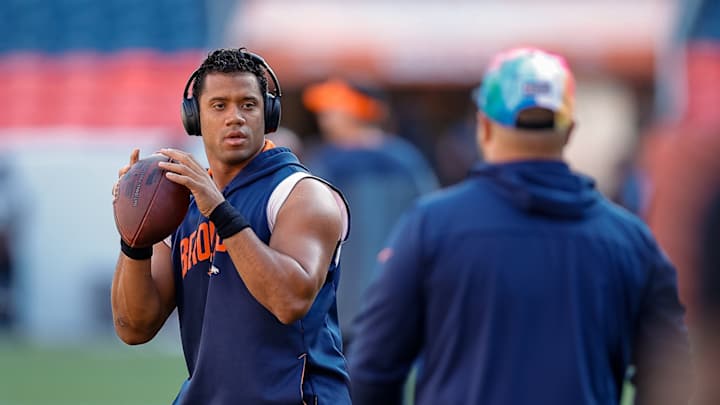 Russell Wilson Uses Churchill Quote to Put Haters on Notice Russell Wilson Uses Churchill Quote to Put Haters on Notice