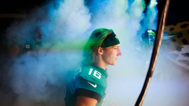 Week 6 QB Index: Trevor Lawrence Slides After Loss to Texans