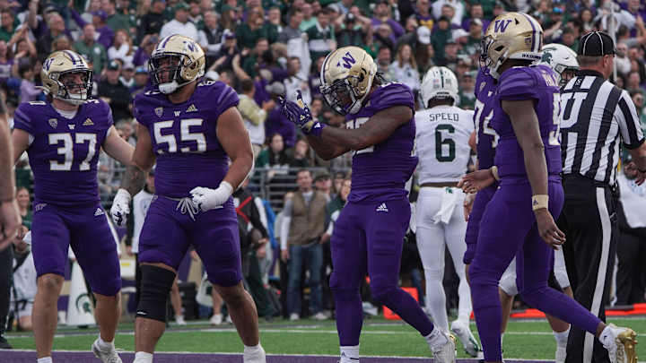 Washington And Oregon Officially Join Big Ten Washington And Oregon Officially Join Big Ten