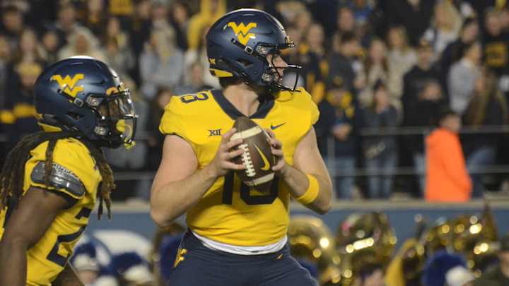 West Virginia Outlasts Baylor 43-40