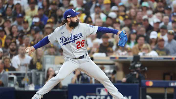 Dodgers Fans React to Bad Missed Strike Calls in Game 3 of the NLDS Dodgers Fans React to Bad Missed Strike Calls in Game 3 of the NLDS