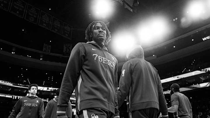 Sixers' Tyrese Maxey Dodges Question About Eagles vs. Cowboys